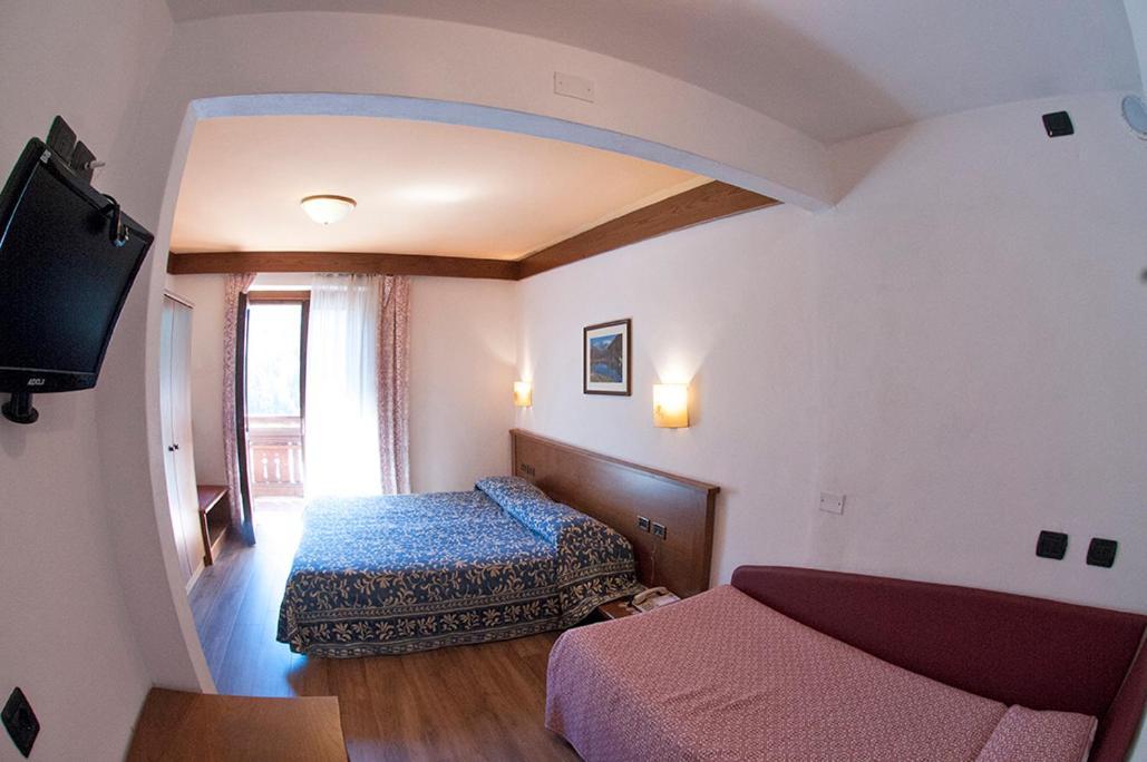 Hotel Carlone Брегуццо Экстерьер фото