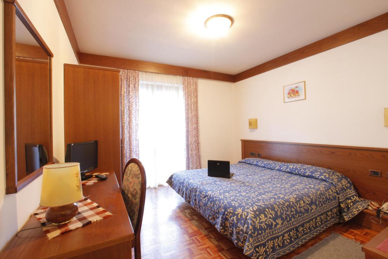 Hotel Carlone Брегуццо Экстерьер фото