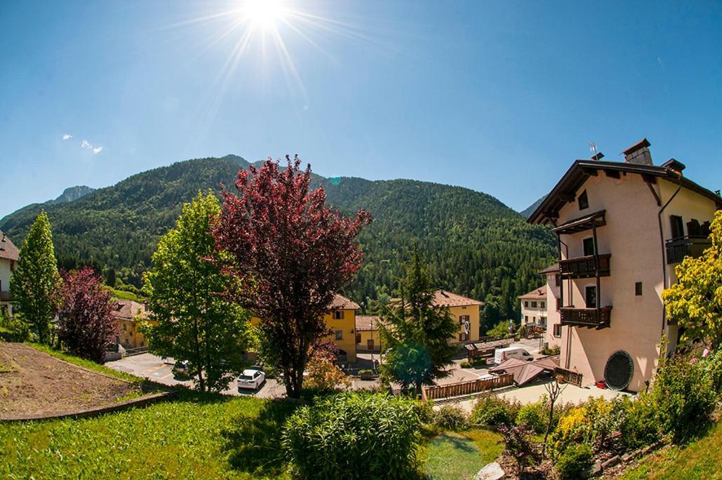 Hotel Carlone Брегуццо Экстерьер фото