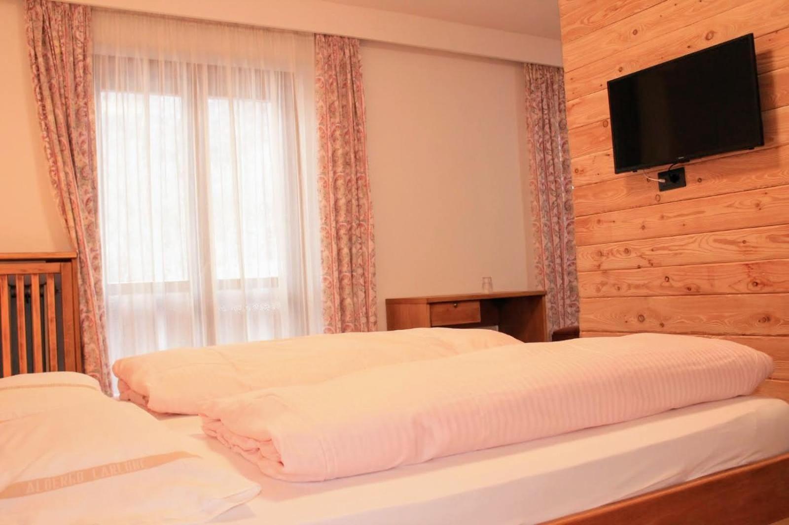 Hotel Carlone Брегуццо Экстерьер фото