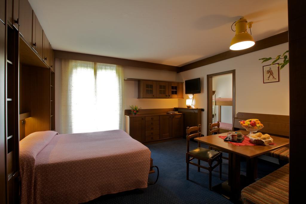 Hotel Carlone Брегуццо Экстерьер фото